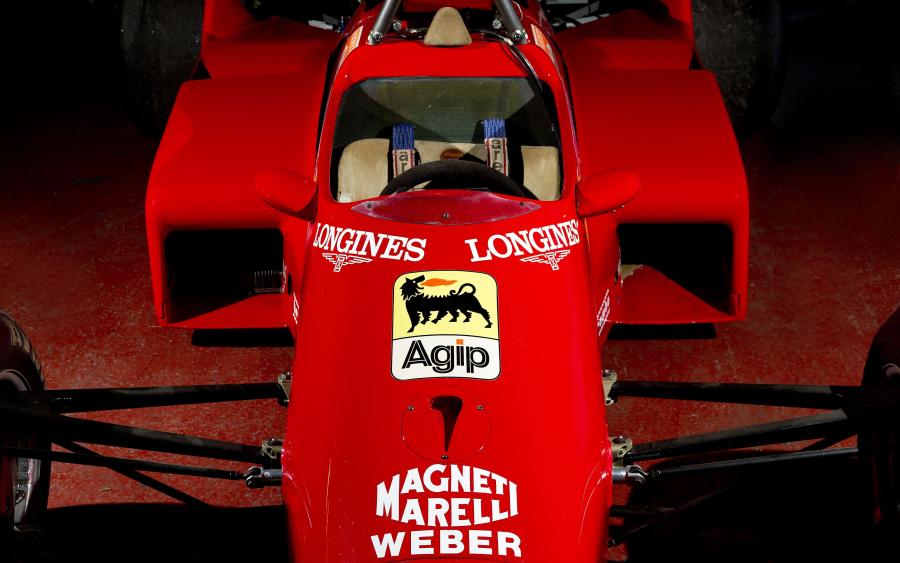  Ferrari 126 C4 F1 Race Car 1984 года  (фото 6 из 18)